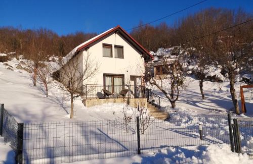 Brinje Casa | Kuća za odmor IVA