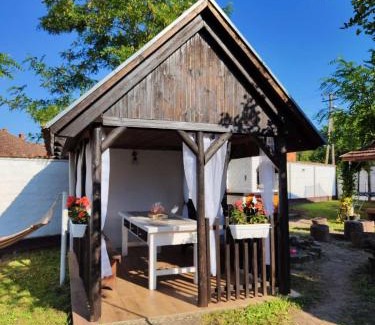 Becej Casa | Kuća za odmor Iva