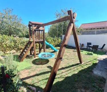 Vukovar Apartamento | Kuća za odmor Mali vikend u Vukovaru