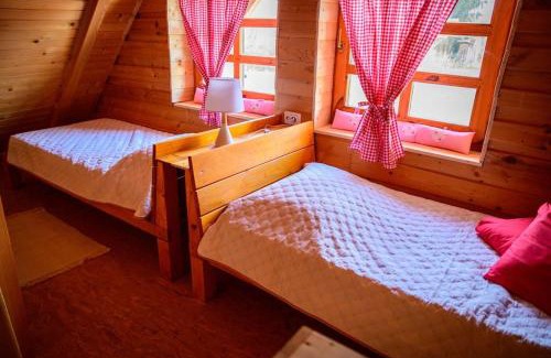 Selnica Casa | Kućica na brijegu