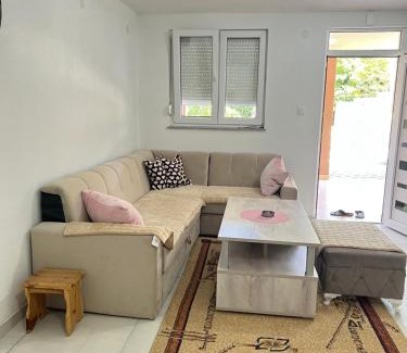 Banja Luka Villa | Kuca sa bazenom u prirodi