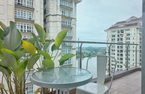Kuching Apartamento | Kuching City Riverine Diamond by Bed and Brew Staycation