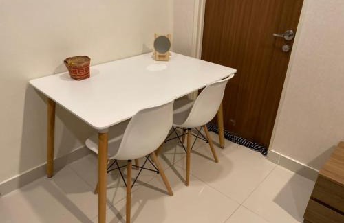 Batu Lintang Apartamento | Kuching Kozi Square Homestay Apartment