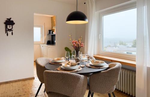 Lenzkirch Apartamento | Kuckucksnest mit Sonnenbalkon am Wald mit Grillplatz