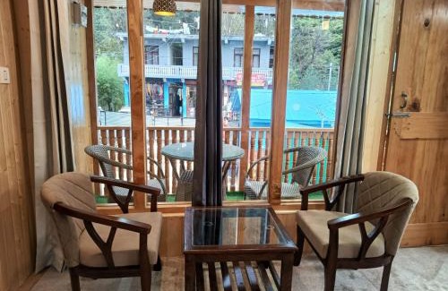 Ghiyagi Casa | Kudhal Home Stay