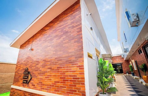 Ado Ekiti Apartamento | Kudis Royal Apartments