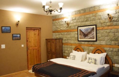 Banjar Complejo | Kudrat - A Boutique Homestay- Tirthan Valley