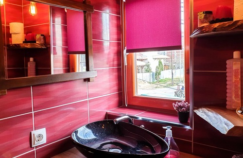 Gjakova Casa | Kulla Dula Guesthouse