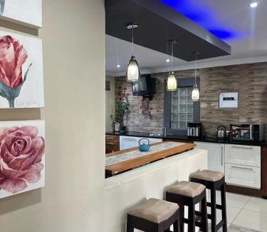 Merrivale Casa | Kulungile Guest House
