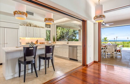 Kaupulehu Casa | Kumukehu 15 – Best Location & Ocean Views | Onsite Staff & Daily Housekeeping