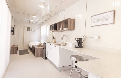 Puntarenas Cabina | Kuna Wind - Fabulous Container Lofts in Mal Pais!