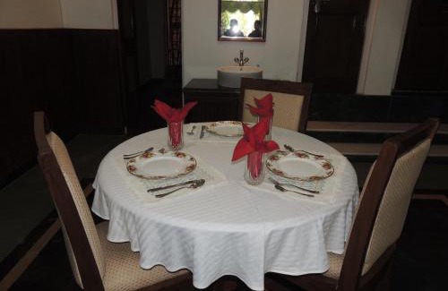 Allahabad Casa | Kunjpur Guest House