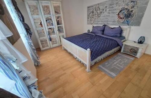 Spitz Apartamento | Kunst Apartment im Schwalbenhaus