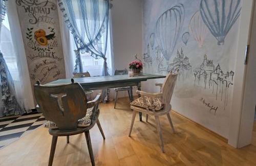 Spitz Apartamento | Kunst Apartment im Schwalbenhaus