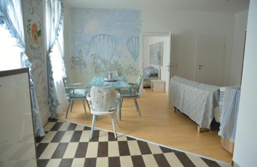Spitz Apartamento | Kunst Apartment im Schwalbenhaus