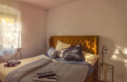Meissen Apartamento | Kunstvoll - individuelle 4-Zimmer Ferienwohnung mit Balkon in Meißen