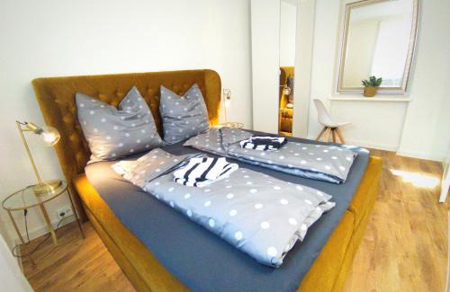 Meissen Apartamento | Kunstvoll - individuelle 4-Zimmer Ferienwohnung mit Balkon in Meißen
