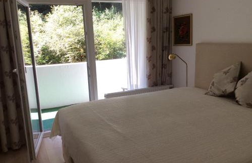 Bad Harzburg Apartamento | Kurhaus Apartment King Size Bett 180x200