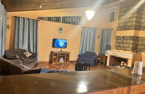 Kenya Casa | Kuriahs FarmHouse