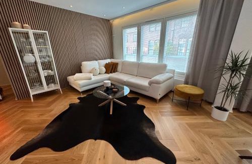 Vaasa Apartamento | Kuriren Premium Stay - Central location and Sauna!