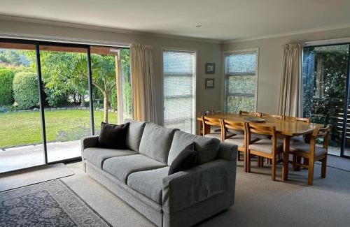 Kurow Casa | Kurow Garden Retreat
