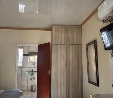 Ga-Segonyana Casa | Kuruman Paradise Lodge