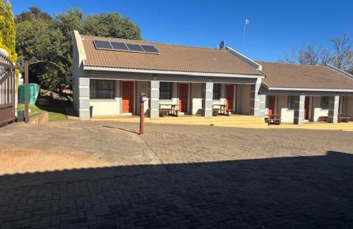 Ga-Segonyana Casa | Kuruman Paradise Lodge