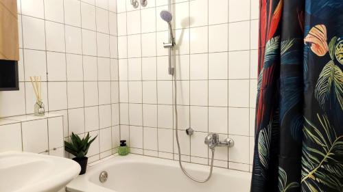 Bad Schmiedeberg Apartamento | Kurzentrum, Küche, radfreundlich, gemütliches Bett