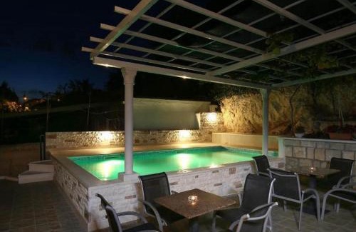 Montovjerna Casa | Kusalo Guesthouse