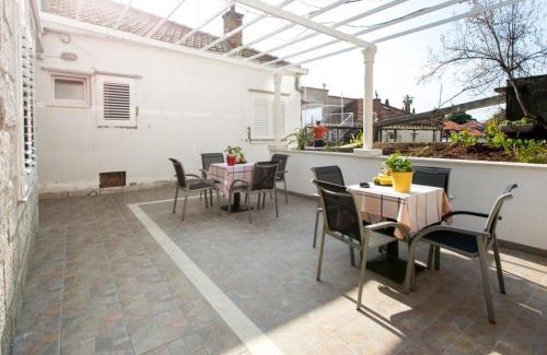 Montovjerna Casa | Kusalo Guesthouse