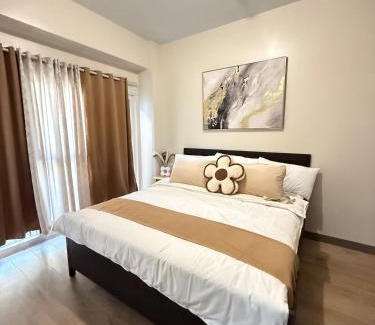 Tambo Apartamento | Kuya Awens Staycation