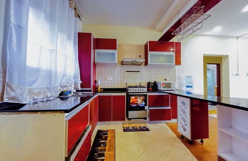 Shanzu Apartamento | Kuzuri Kwetu Beachfront Apartments