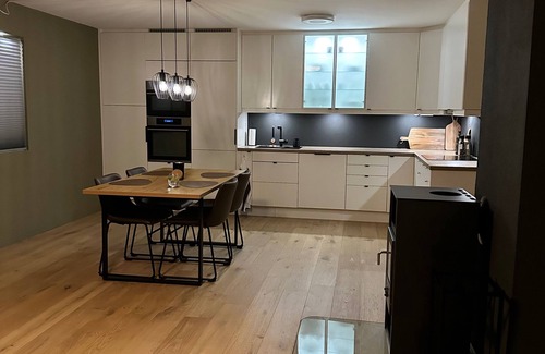 Tromso Apartamento | Kvaloysletta - 2 Bed Apartment - Free Parking