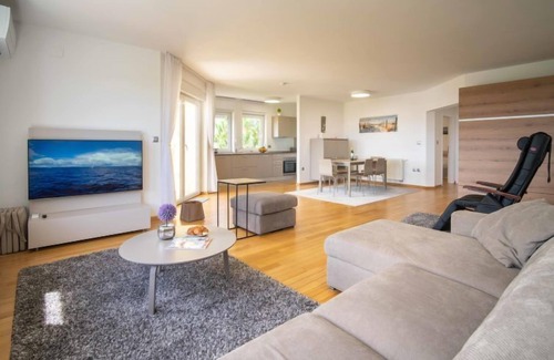 Kastav Apartamento | Kvarner house by Interhome