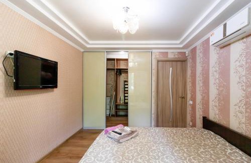 Obolon' Apartamento | Kvartirkoff na Obolonskiy prospekt 37