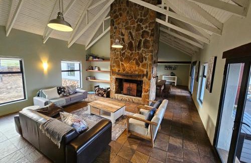 Emakhazeni Casa | Kwaggaskop Game Farm - near Dullstroom
