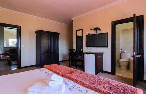 Cape Town Casa | Kwantu Guesthouse 3