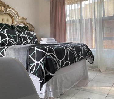 Greater Johannesburg Metropolitan Area Casa | KwaSihle Guesthouse