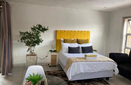 Greater Johannesburg Metropolitan Area Casa | KwaSihle Guesthouse