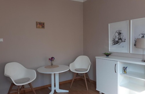 Old Town Apartamento | KWATERA