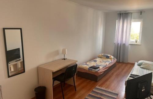 Hrubieszow Cama Y Desayuno | Kwatery& Noclegi Wi-Fi& NETFLIX W KAZDYM POKOJU- -pokój 2 osobowy Zobacz Ścisłe CENTRUM Hrubieszowa