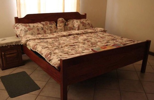 Livingstone Hotel | Kwesu Guest House