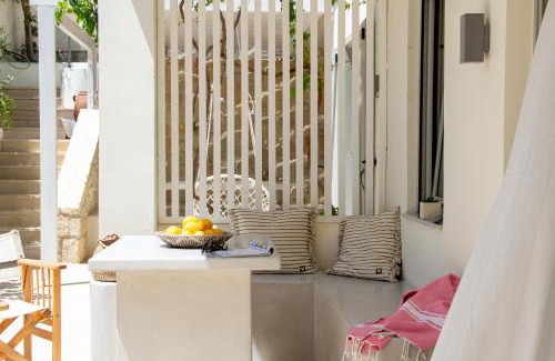 Pilalimata Apartamento | Kynthia Suite - Escape to Seaside Makry Gialos