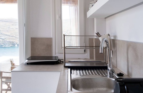 Kithnos Casa | KYON Beach Suite-E 2min by the sea Skilos, Kythnos