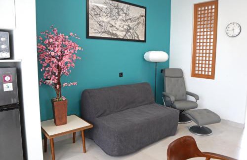 Padalarang Casa | Kyoto House - KBP with Onsen style pool, Warm water, Near Parahyangan Golf