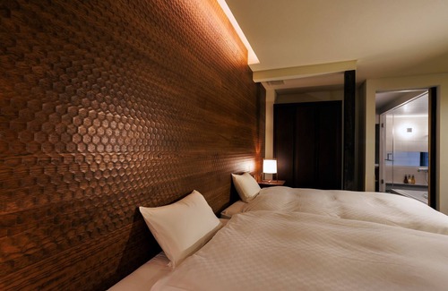 Nakagyo Ward Hotel | Kyoyado USAGI ONIWA wgarden 1F of 2F stories / Kyoto Kyōto