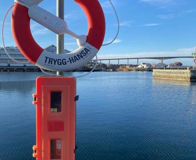 Kungshamn Apartamento | Lägenhet mitt i Kungshamn