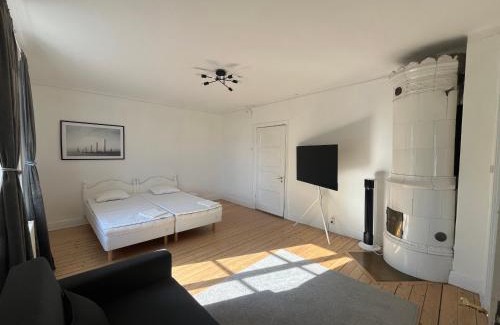 Vastra Frolunda Apartamento | Lägenhet nära hav & stad, fri parkering