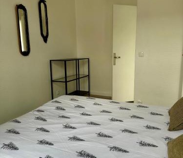 La Chapelle-en-Serval Apartamento | L Échappée Gauloise en hypercentre