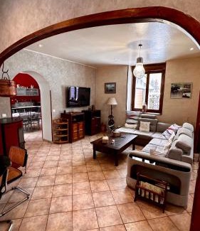 Mont-Dore Casa | L'école du Hameau 9pers Le Mont Dore
